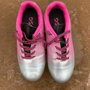 DSG - Dick’s Sporting Goods Ocala Kids Soccer Cleats Size 12